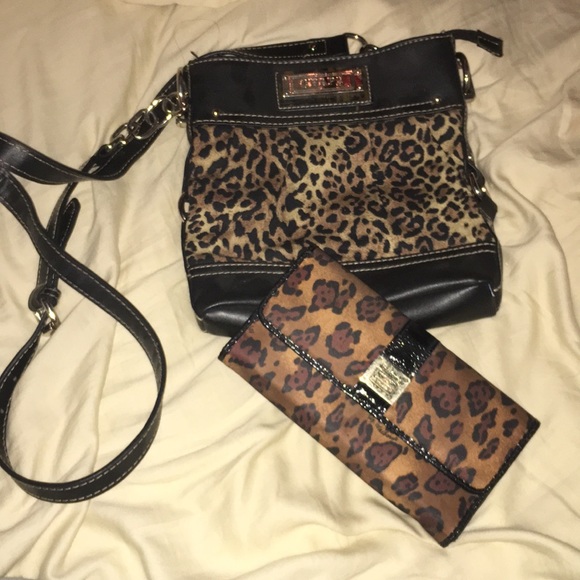 Handbags - Bag and clutch